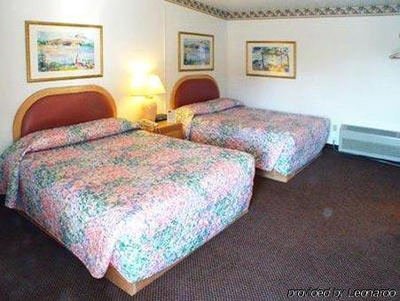 Cloverdale Oaks Inn Bilik gambar